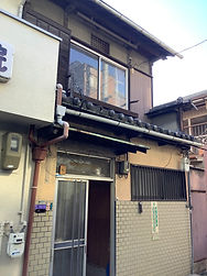 玄関壁施工例 施工前